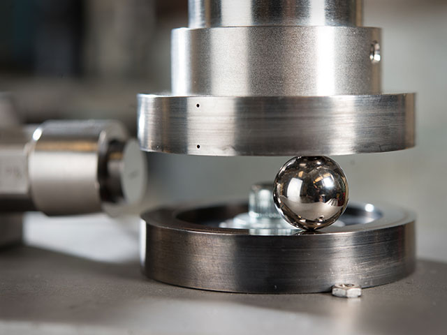 Spiral Orbit Tribometer installed on a Bridgeport Milling Machine