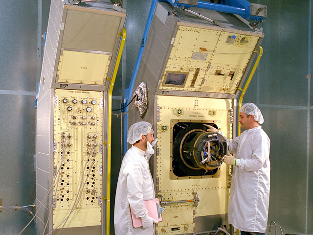Combustion Module 2 experiment rack