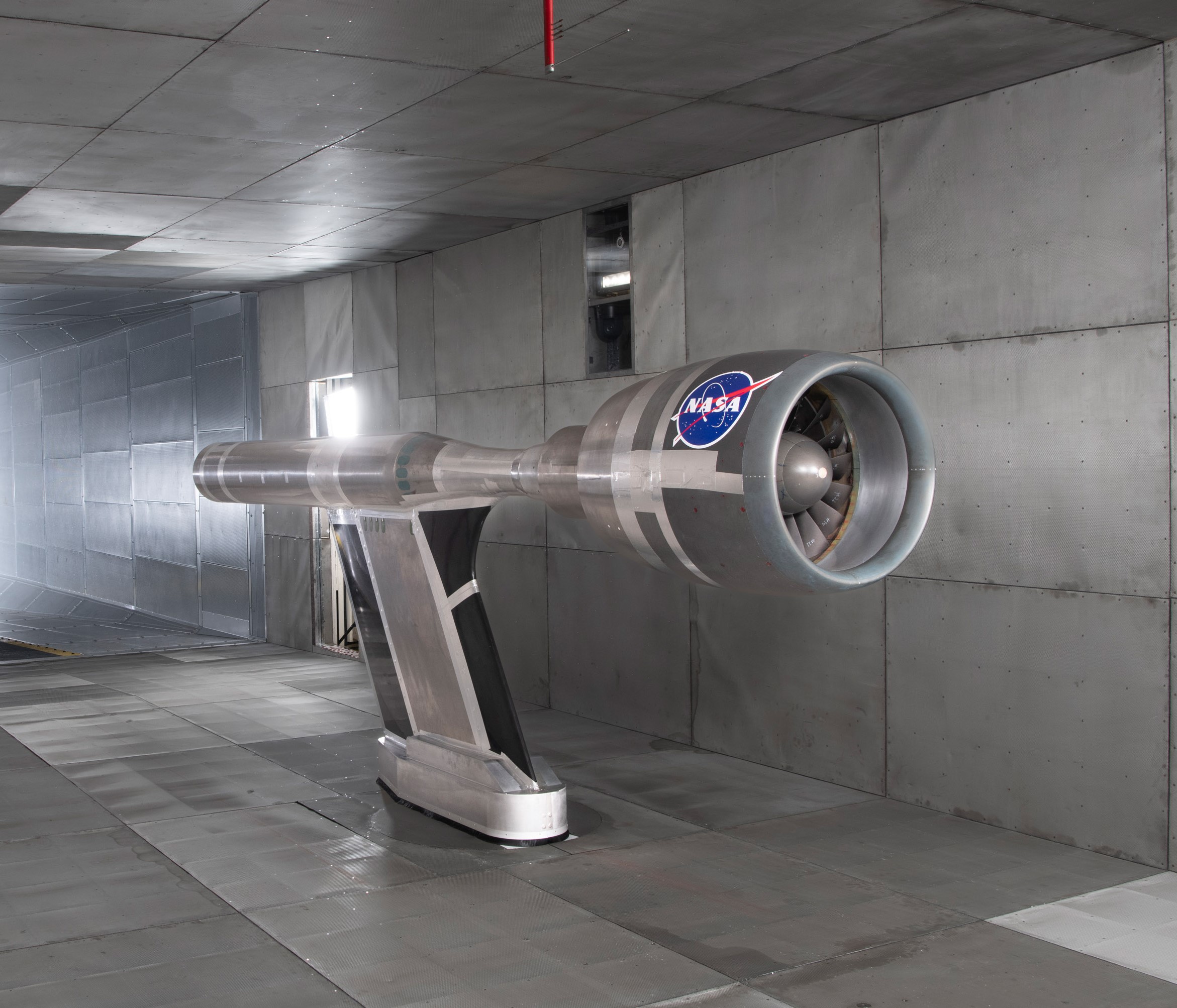 9×15 Low-Speed Wind Tunnel - NASA
