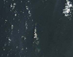 A small island at Tonga’s Home Reef got a little roomier in recent weeks. The underwater volcano emerged above sea level during a 2022 eruption, adding new land to the nation of islands in the South Pacific Ocean. It continued to grow during eruptions in September 2023, January 2024, and June 2024, expanding to 12.2 hectares (30.1 acres). During the most recent period of activity, from December 2024 to January 2025, the island grew another 3.7 hectares.