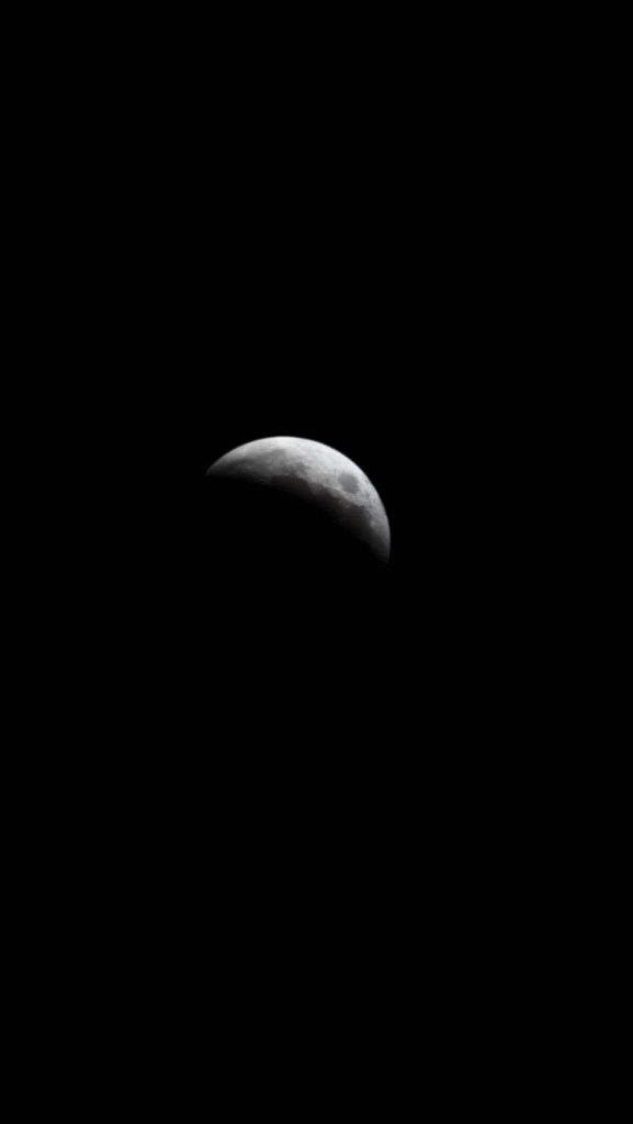 Images show the total lunar eclipse, known as a Blood Moon, over south Mississippi during the early morning hours of March 14.