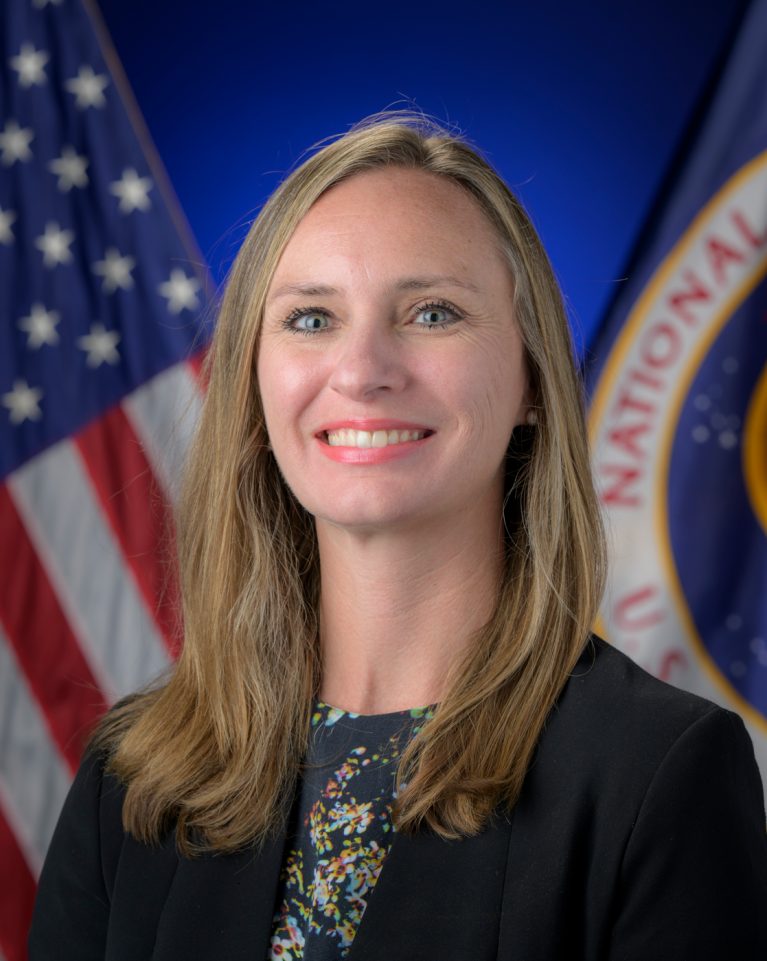 Official portrait of Alesyn Lowry