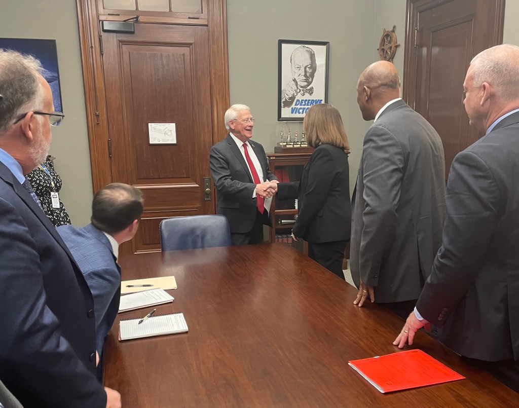 U.S. Sen. Roger Wicker of Mississippi welcomes NASA Stennis Deputy Director Christine Powell and other guests on March 5.