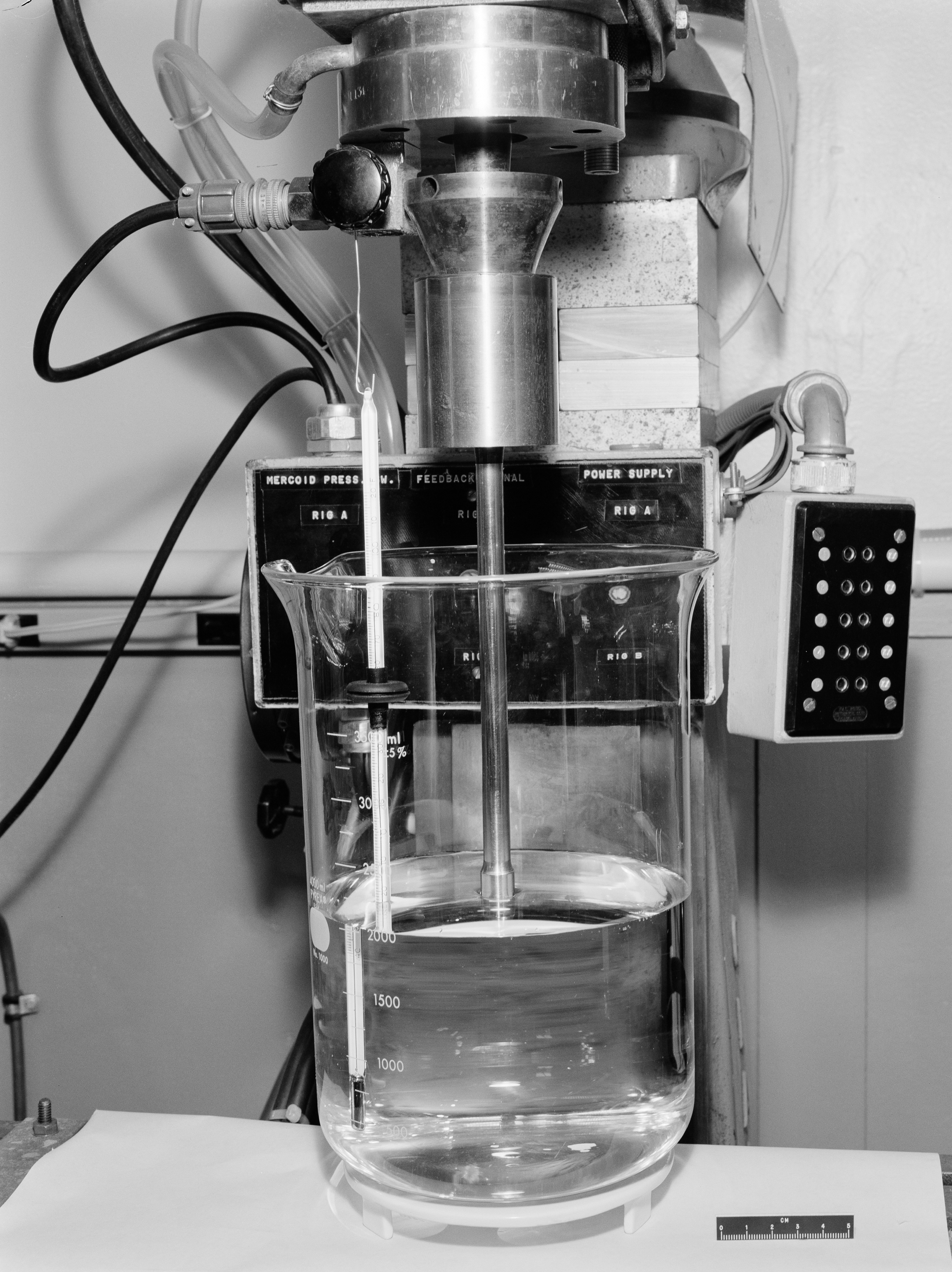 Close up of cavitation test equipment.