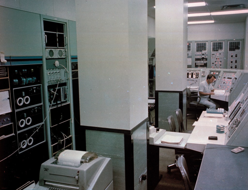 Empty control room.
