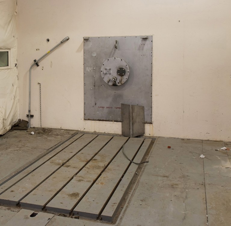 Empty test cell.