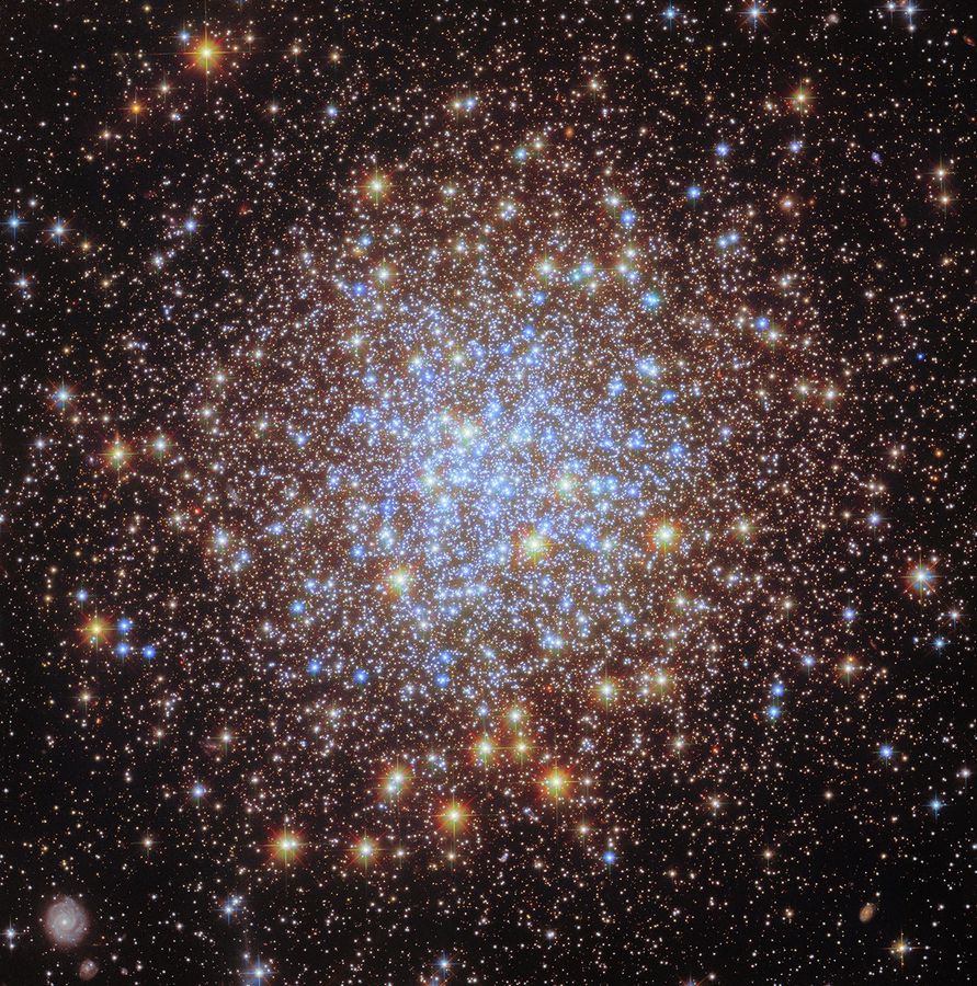 Hubble Visits Glittering Cluster, Capturing Its Ultraviolet Light