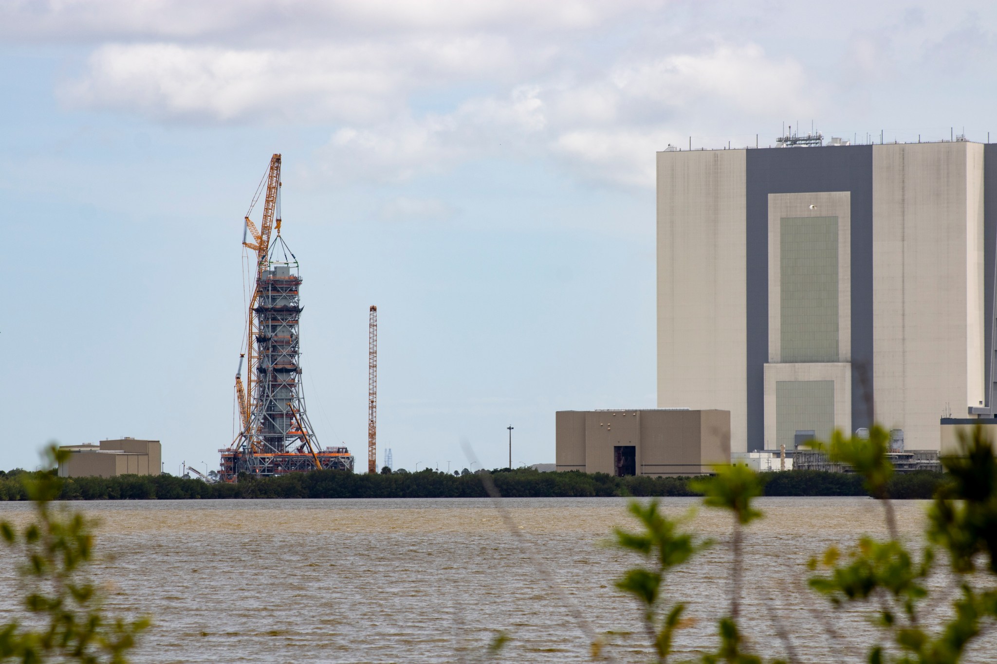 Image of NASA's Vehicle Assembly Building and mobile launcher 2 under construction
