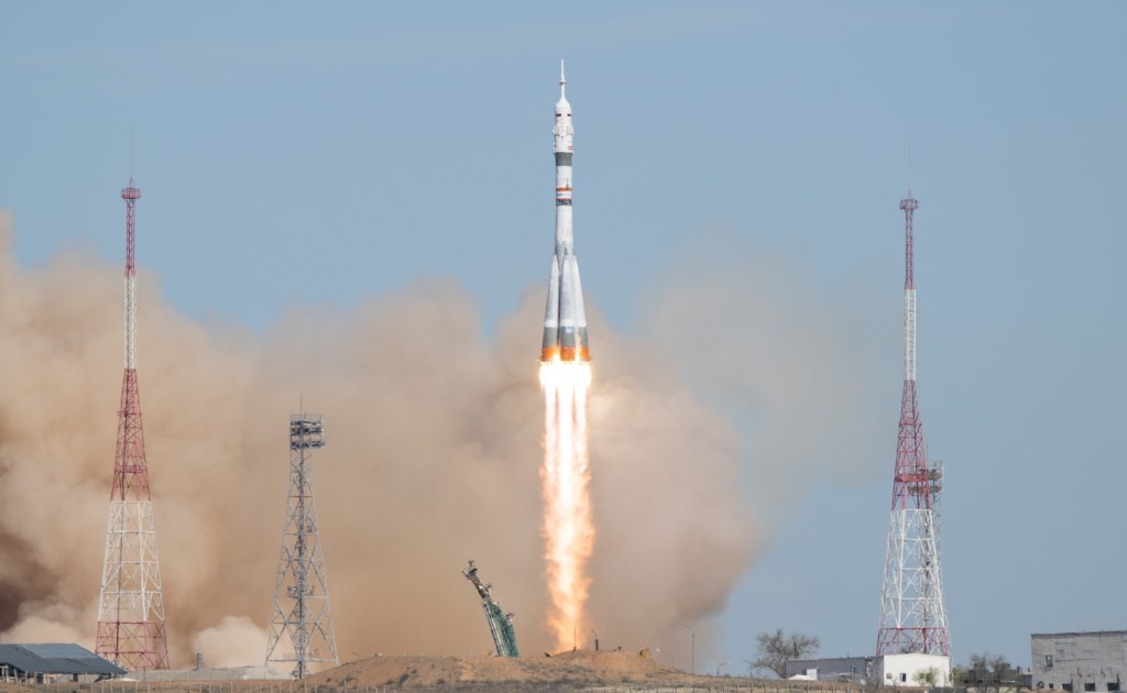 NASA Astronaut, Crewmates Arrive Safely at Space Station