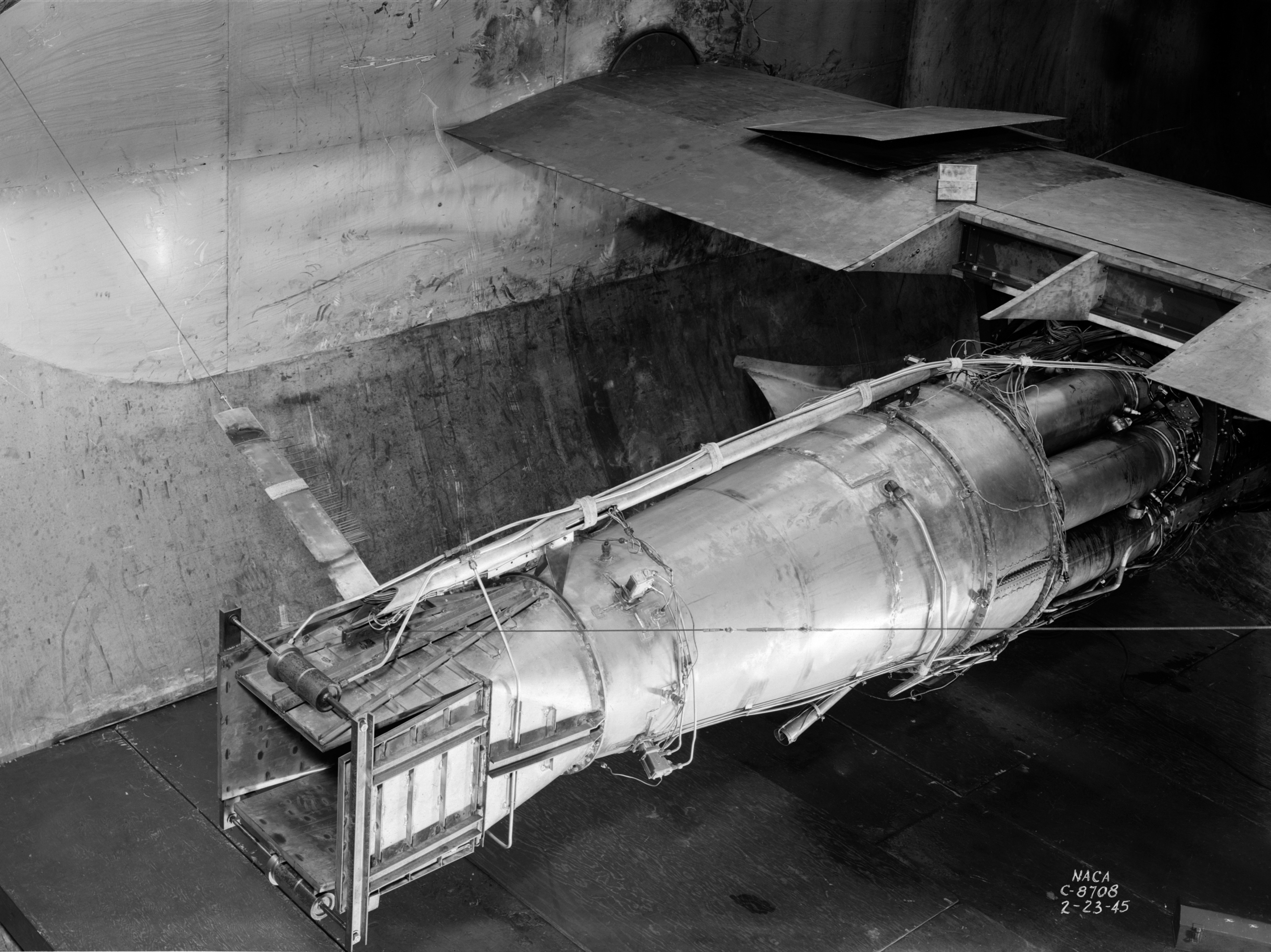 GE TG-180 engine suspended from span in AWT test section