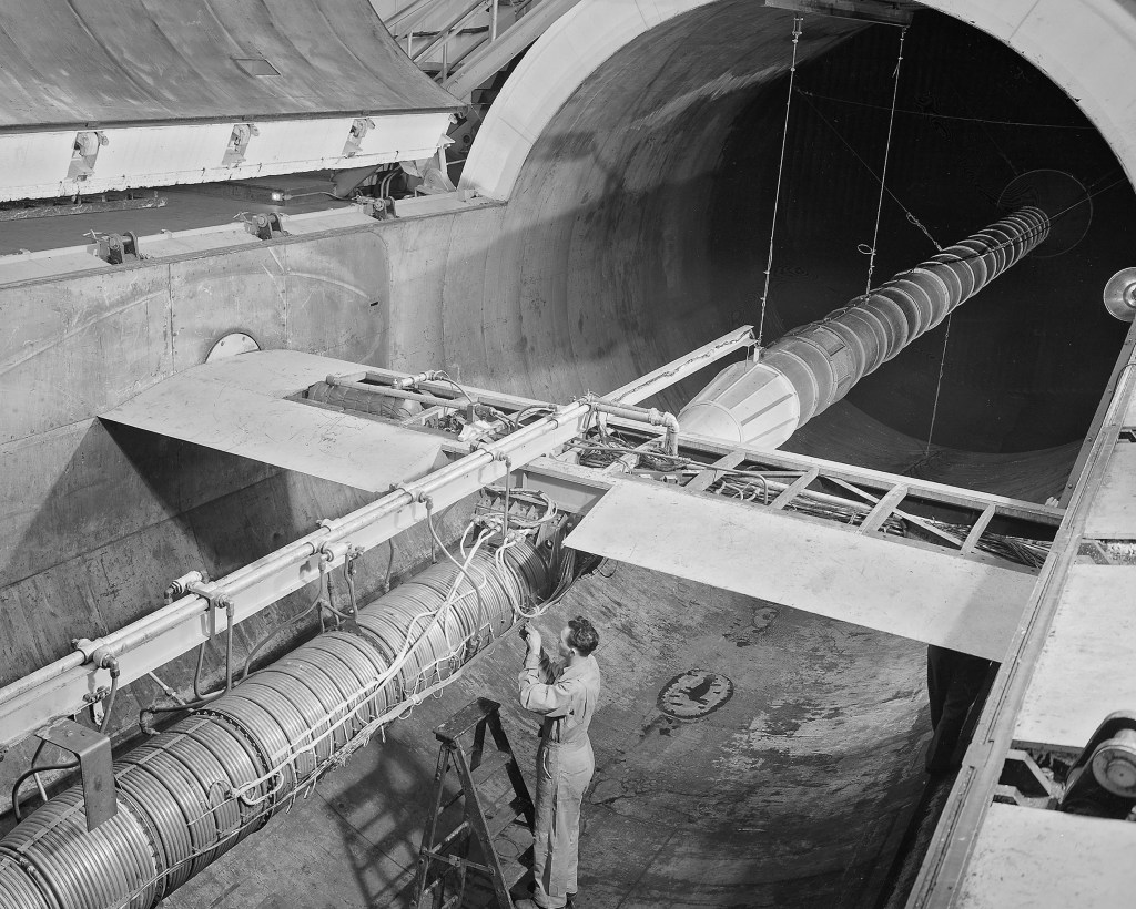 Ramjet in test section with air directed to inlet