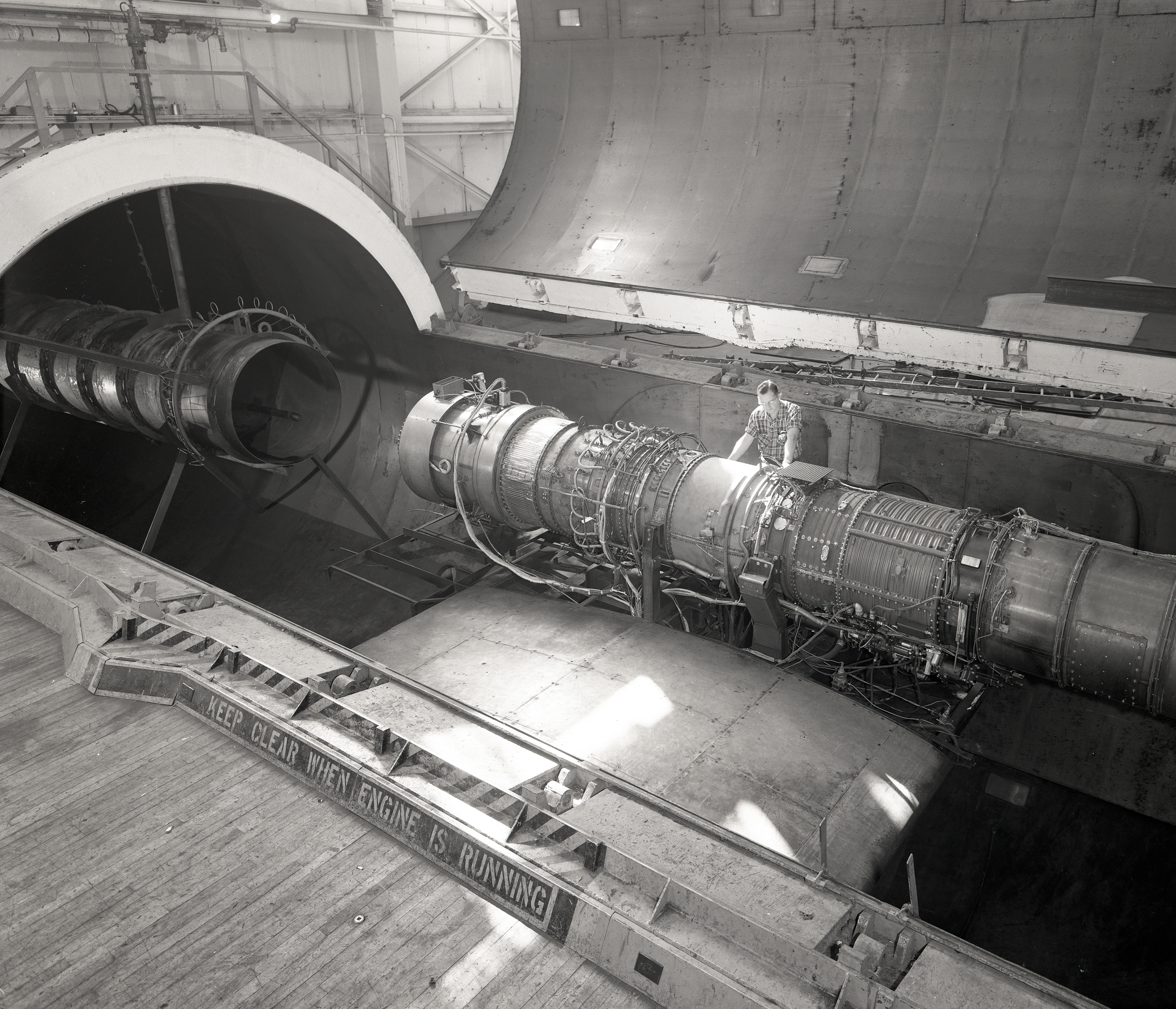Mechanic with J71 in AWT test section.
