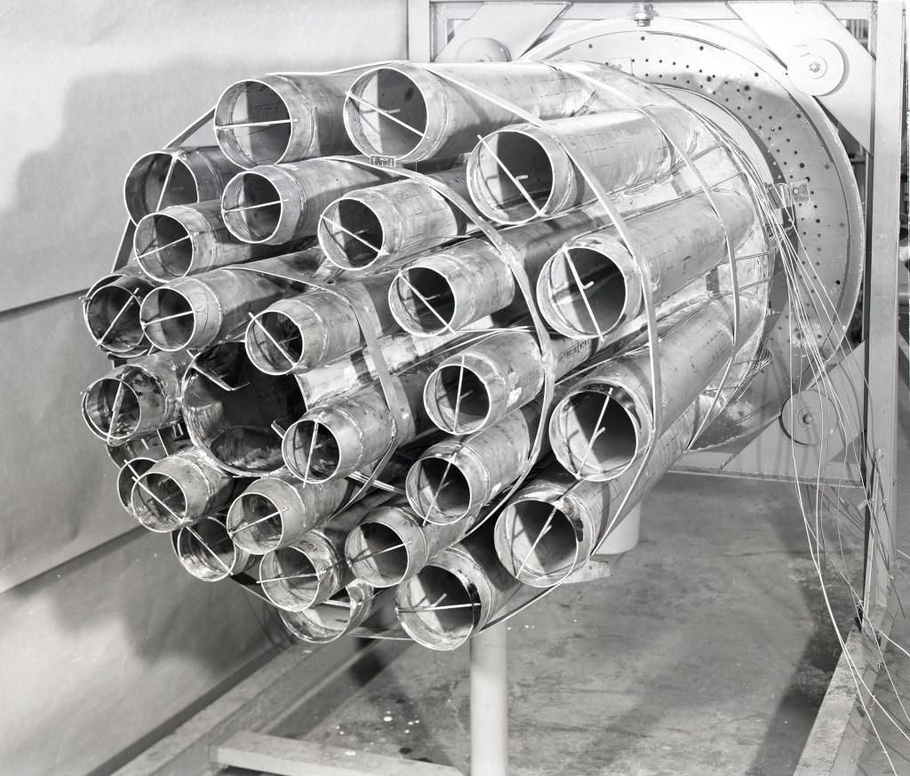 Closeup view of J57 with 31-tube nozzle