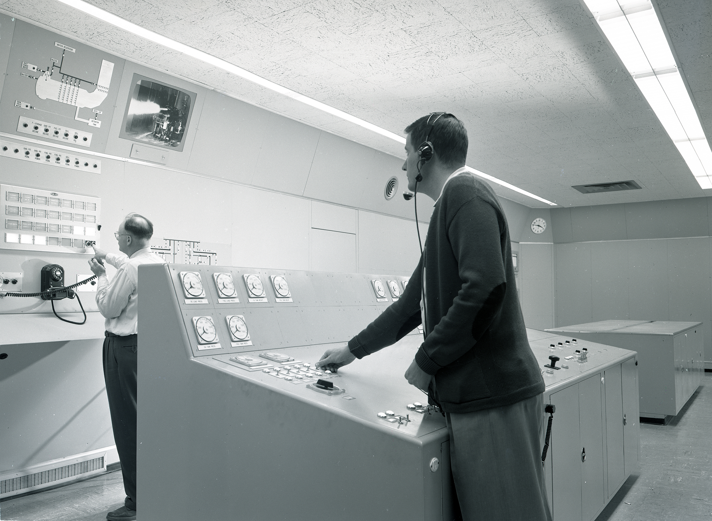 Rocket Engine Test Facility - Conducting a Test - NASA