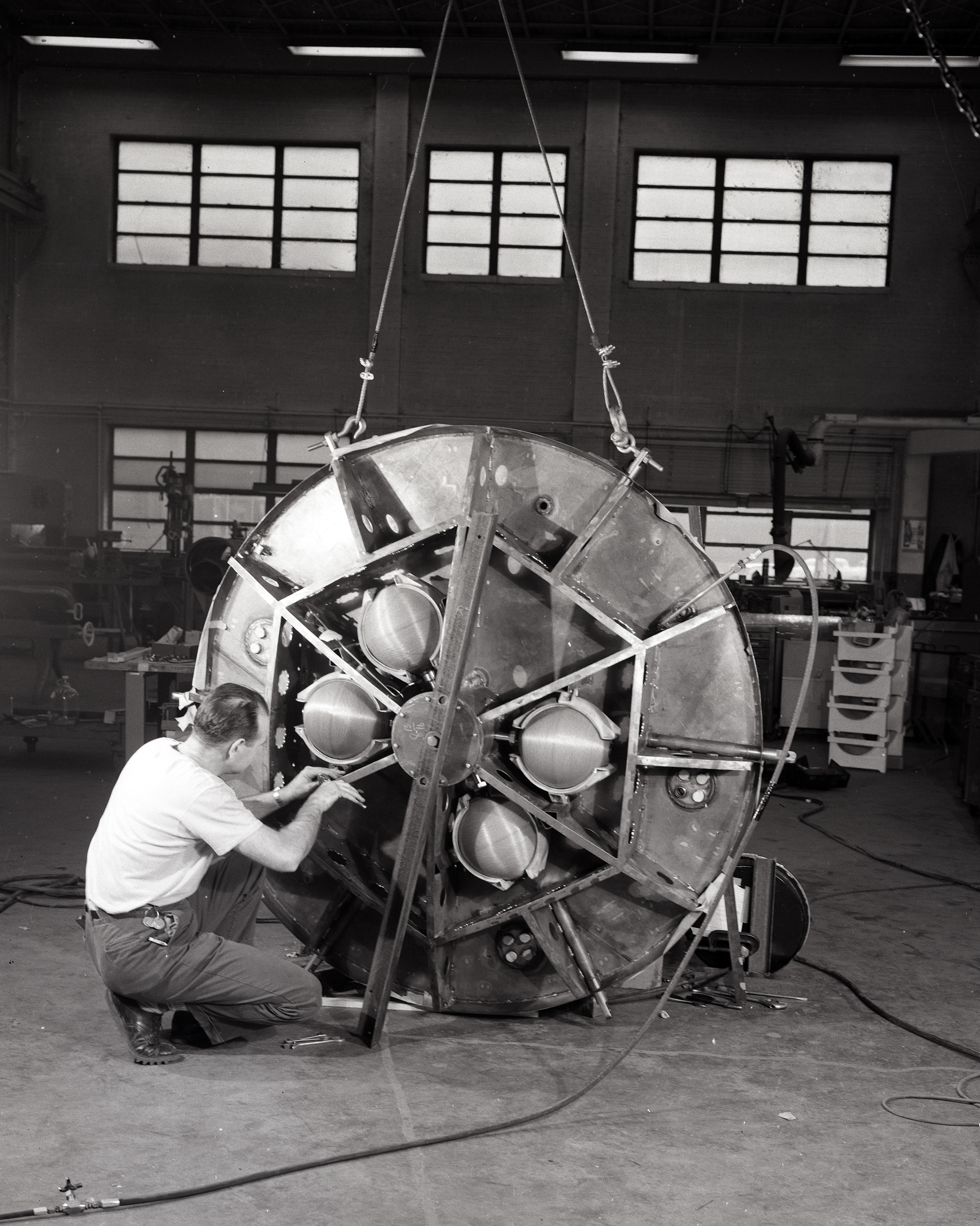 Mechanic with Big Joe capsule.