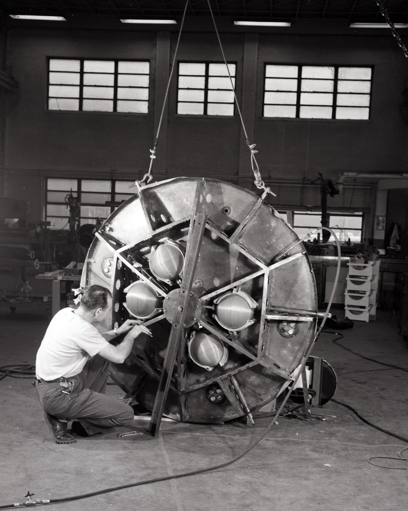 Mechanic with Big Joe capsule.