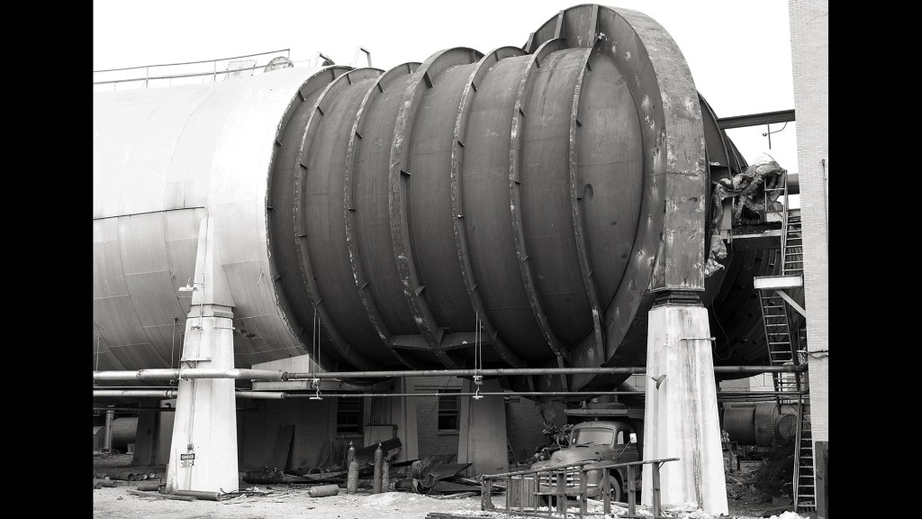 AWT with inner and out shells visible