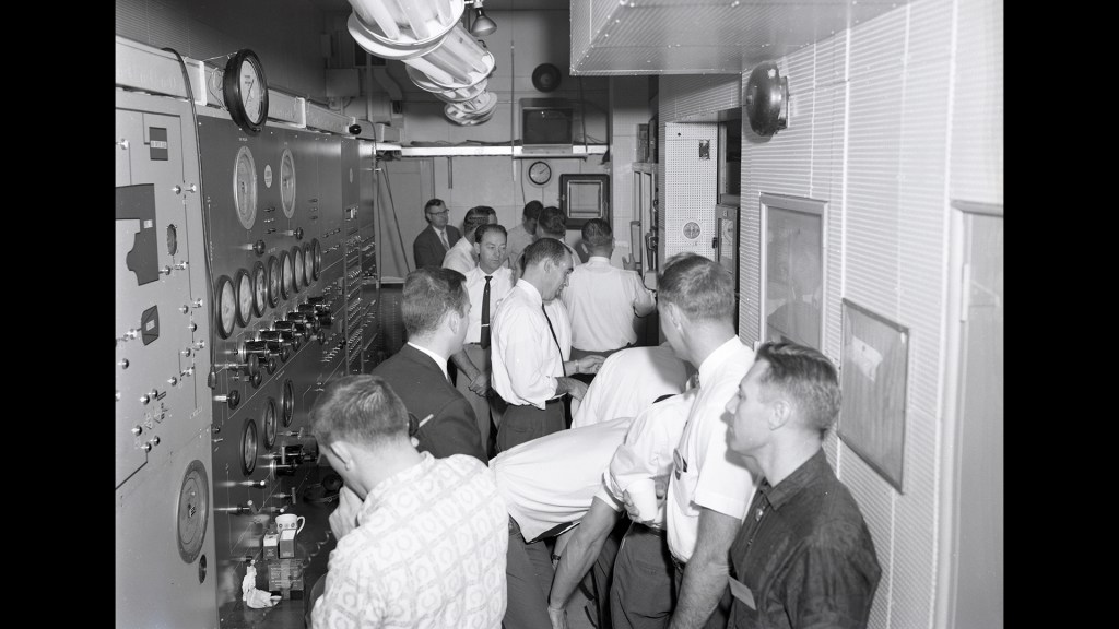 Crowded SPC No. 2 control room