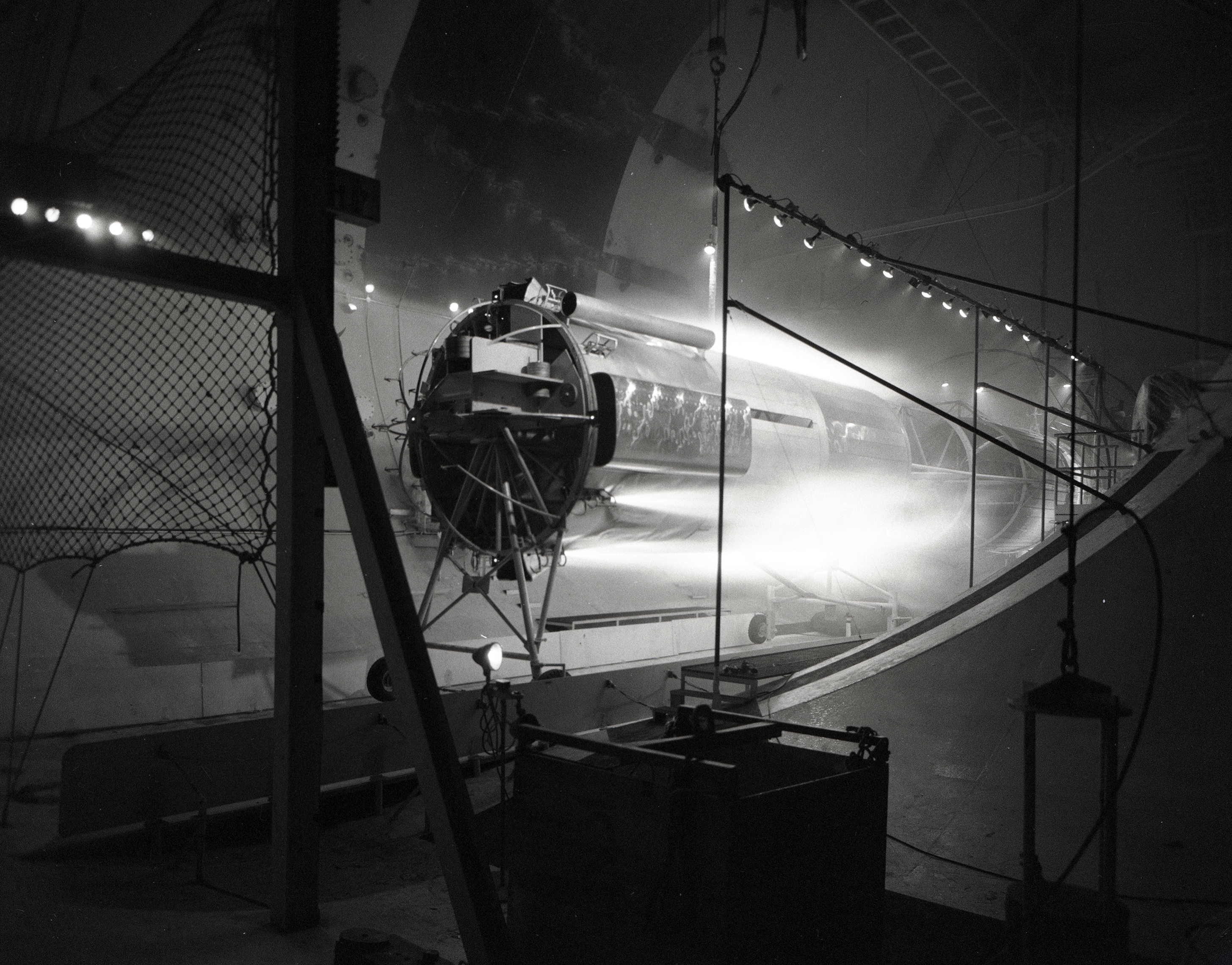 Atlas/Centaur separation test in SPC No. 2
