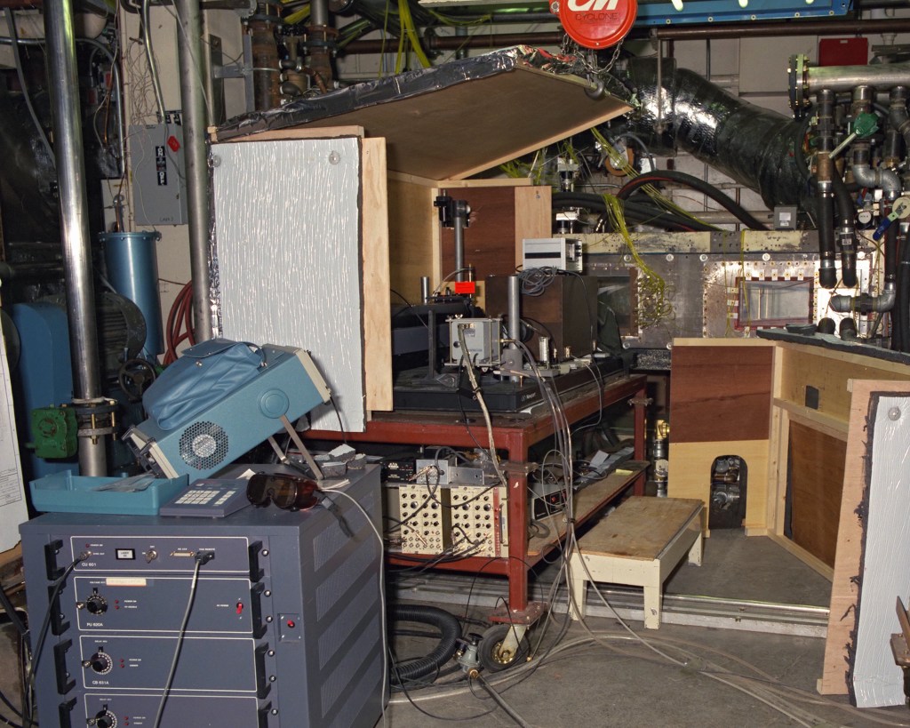 Equipment for a Rally Scattering test in the Duct Lab