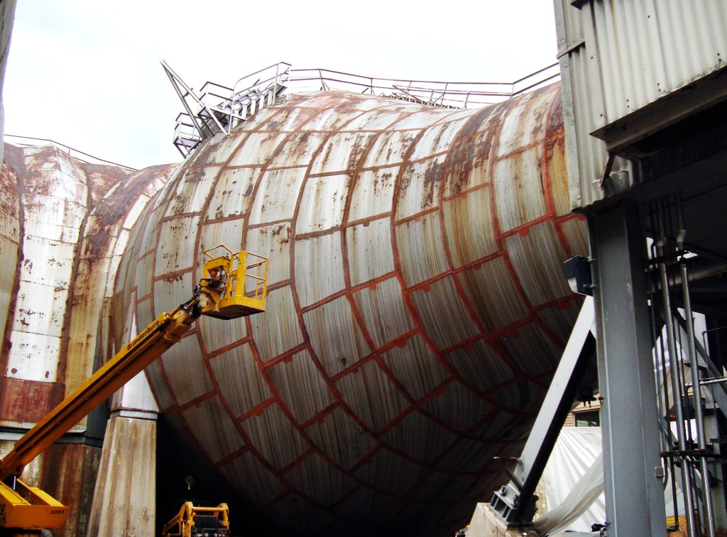 Throat section of tunnel with paint removed