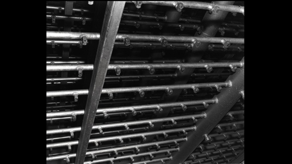 Hardware with small nozzles.