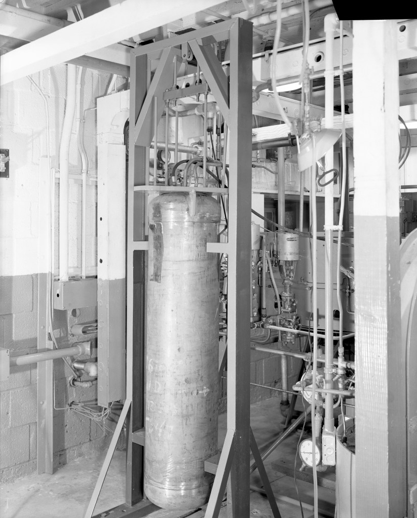 Cylindrical tank