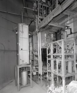 Rig inside test cell.