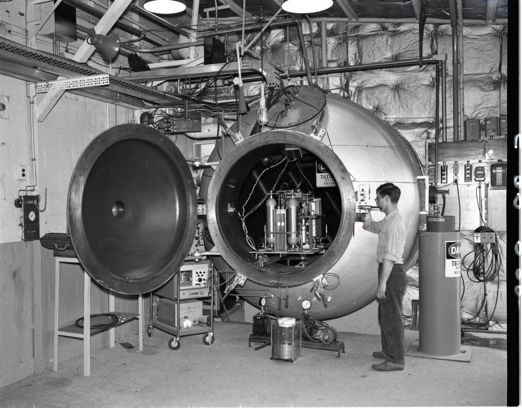 Altitude chamber.