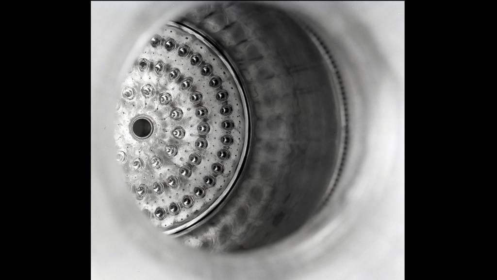 Closeup of nozzle.
