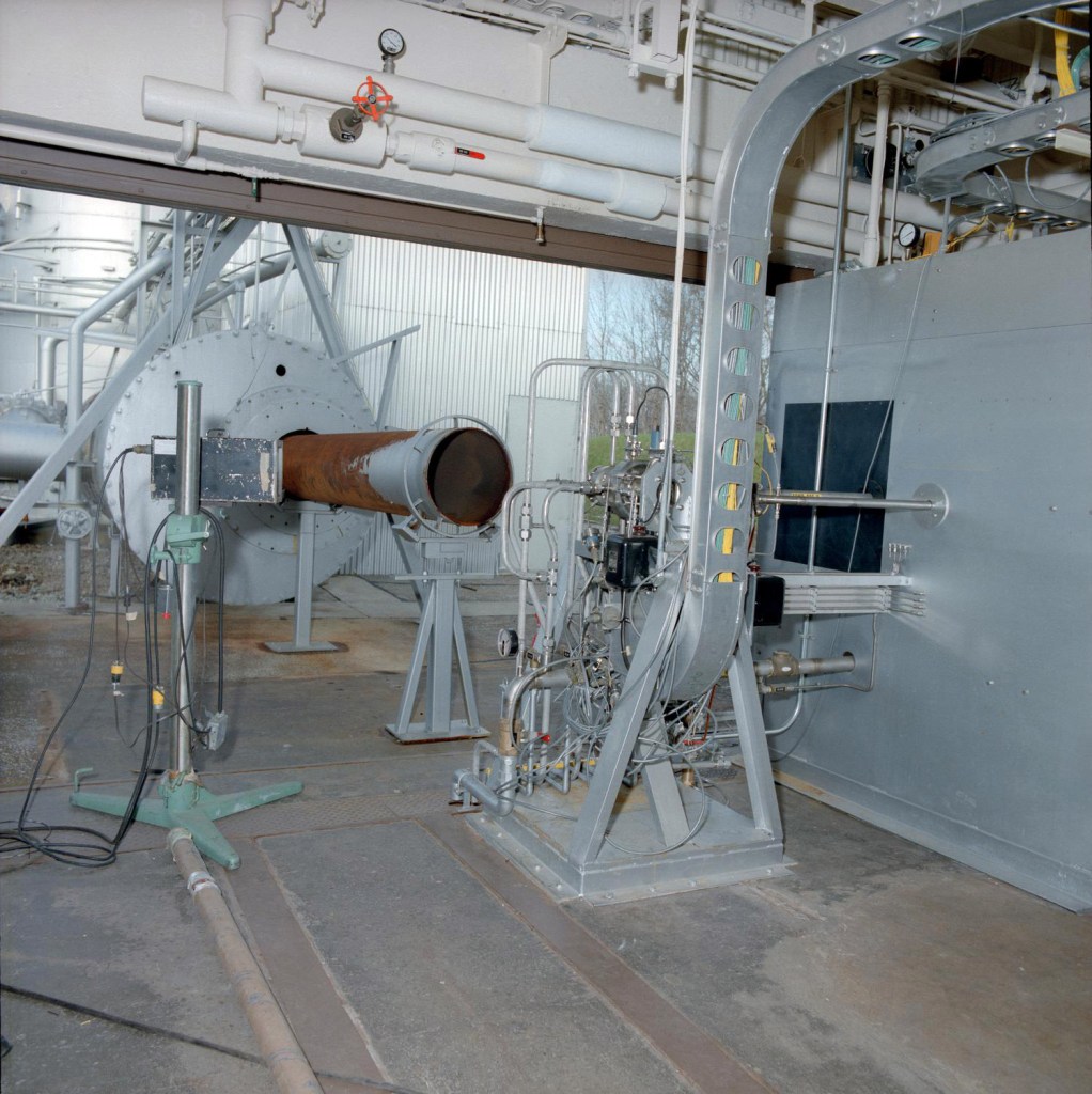 Test equipment in test cell.