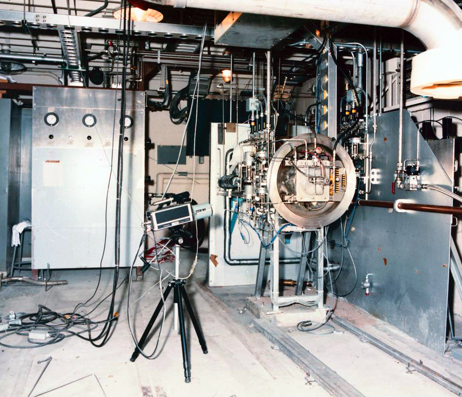 Test equipment in test cell.