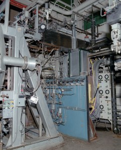 Control equipment beside Test Stand B at the RETF (3/23/1987).