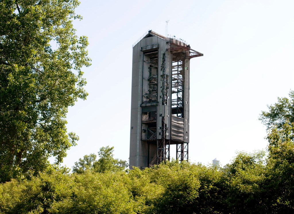 Rusting test stand.