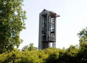 Rusting test stand.