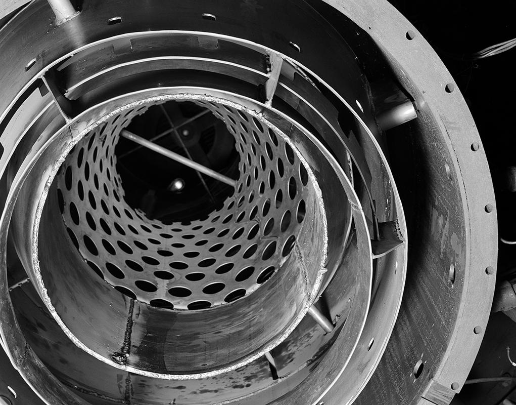 Splitter cone and annular burner can