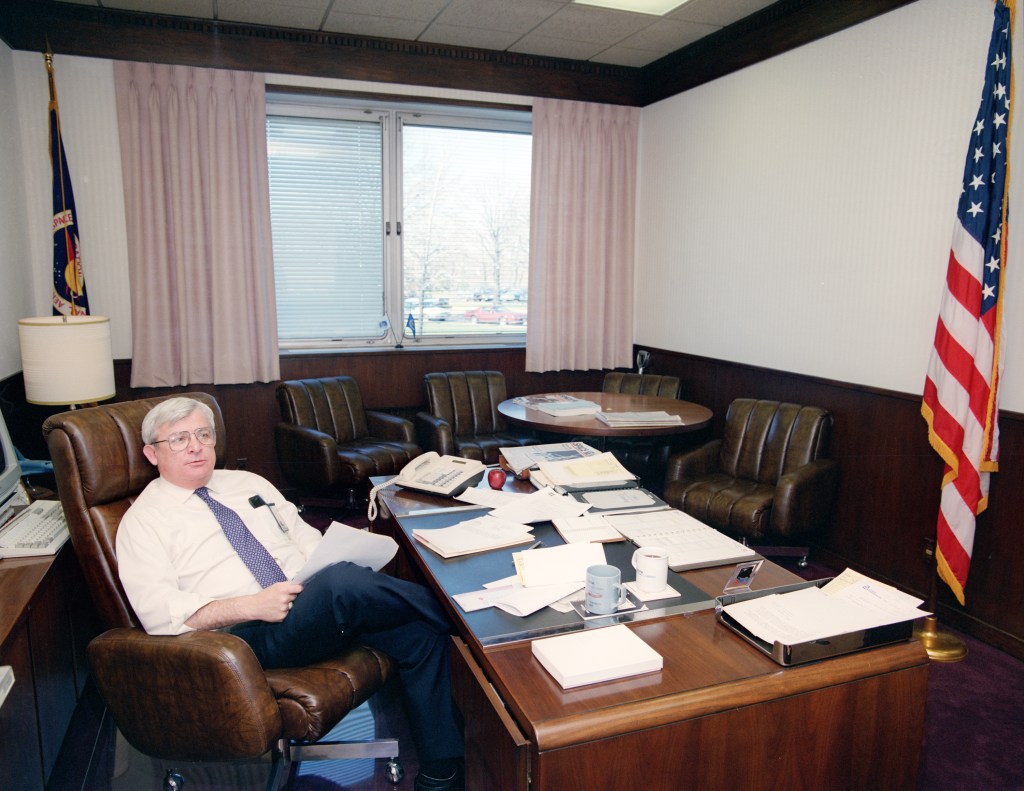 Larry Ross in office