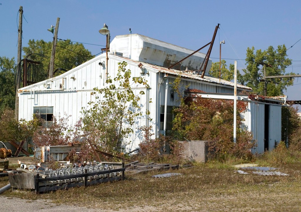 I Site Exterior in 2007