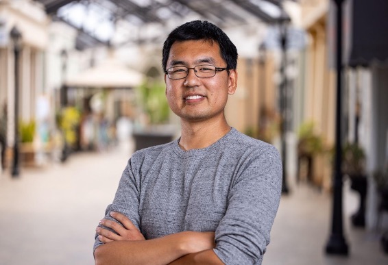 Image of planetary scientist Peter Gao.