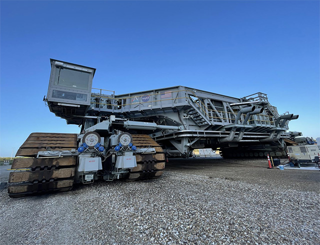 Crawler-Transporter 2 at Kennedy Space Center
