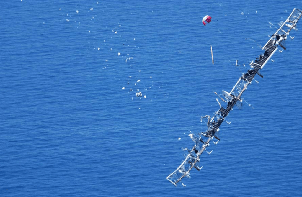 Helios breaking apart and falling into the Pacific Ocean.