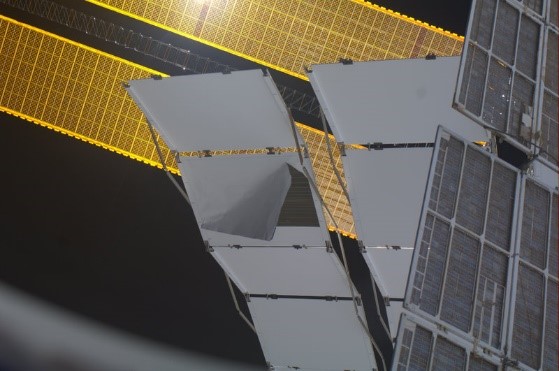 Each cooling tube was analyzed by plotting its temperature along the length of the tube, and the analogous tube in each panel directly evaluated. Temperature profiles for underperforming cooling tubes are readily apparent.
