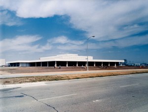 Exterior view of the LRL, Bldg. 37. MSC, HOUSTON, TX 1967
