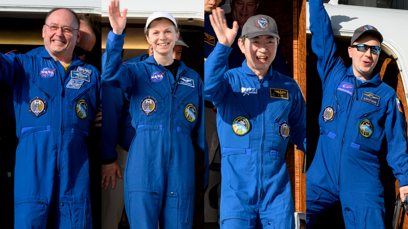 Crew-11 crew return to Ellington Field with Mike Fincke, Zena Cardman, Kimya Yui and Oleg Platonov.