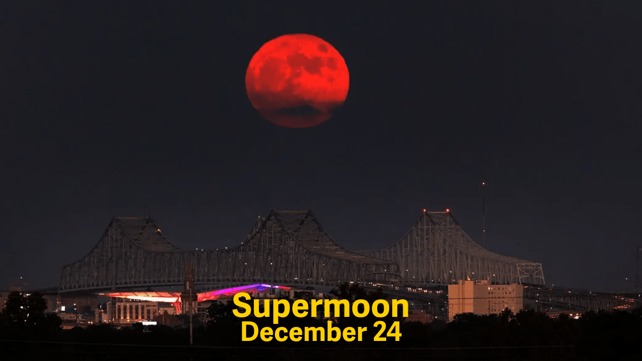 A Super Blue Moon rises above the Mississippi River and the Crescent City Connection Bridge in New Orleans, Aug. 30.