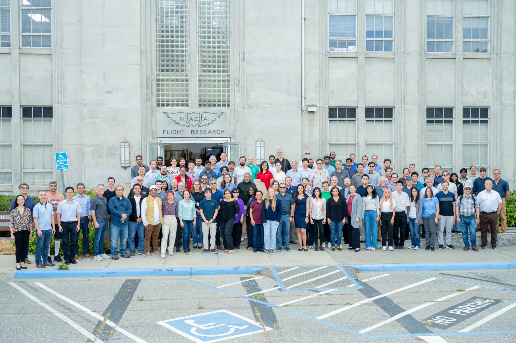Group photo of the Aviation System Division