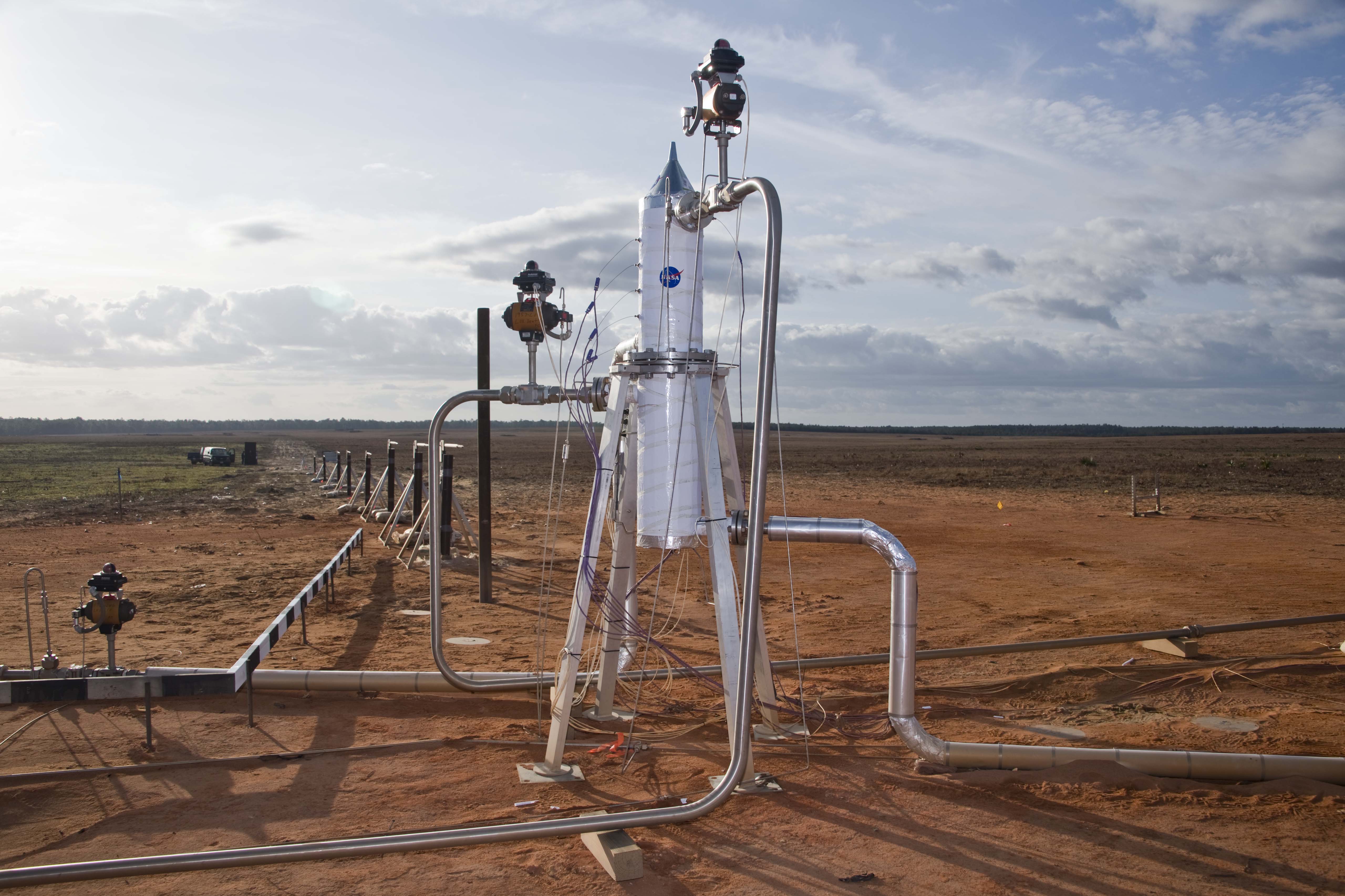 Assembled test article shown without C‑4 installed.