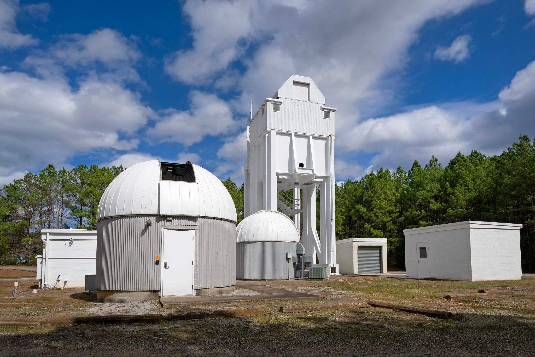 The Automated Lunar and Meteor Observatory, or the ALaMO, at NASA’s Marshall Space Flight Center features two observatory domes, a 15-meter (50-foot) tower with a roll-off roof, and an operations center with laboratory space, enabling coordinated and repeatable observations.