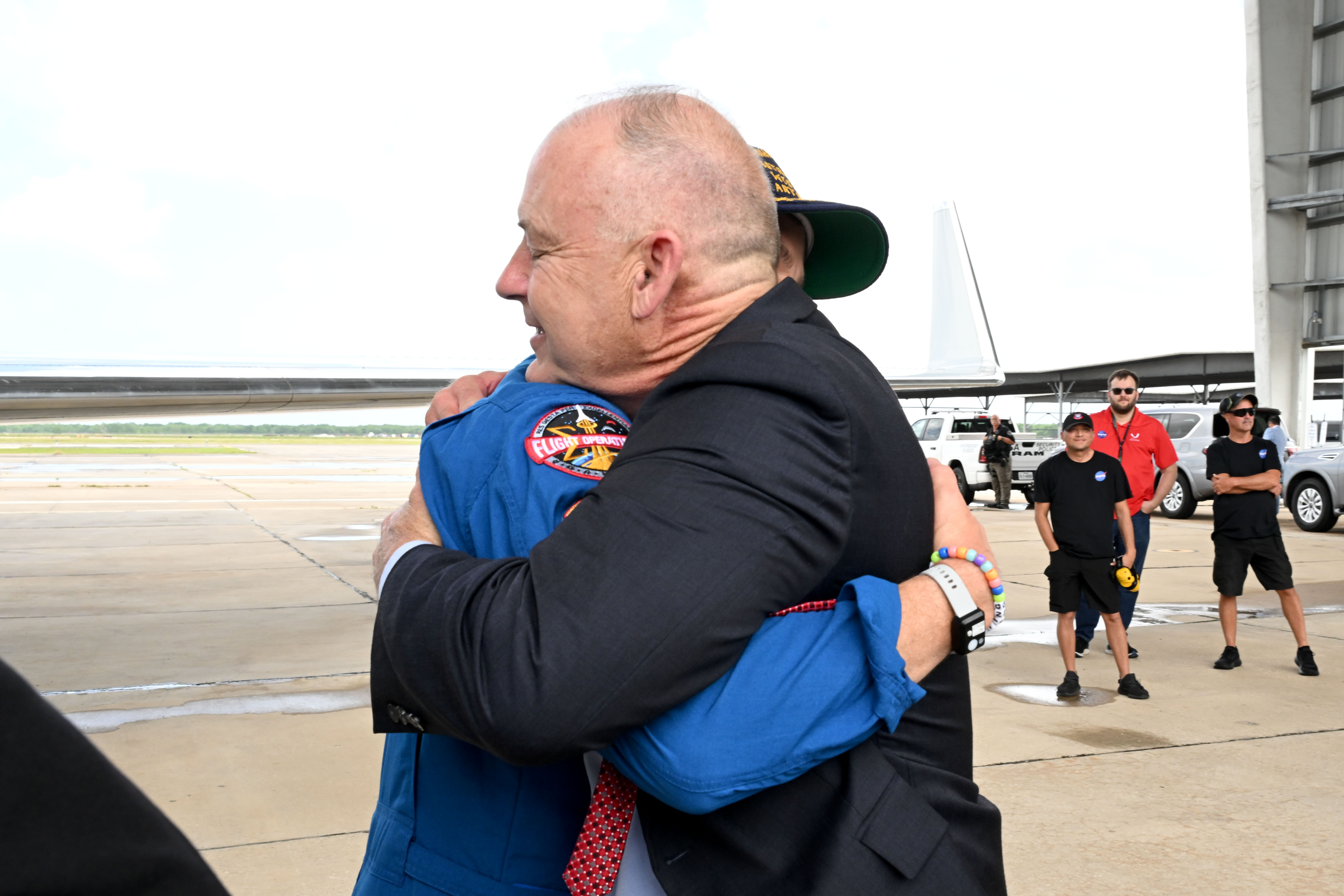 Date: April 11, 2026 Subject: Artemis-02 Crew Return Ceremony Location: Ellington Field Photo Credit: NASA/Robert Markowitz