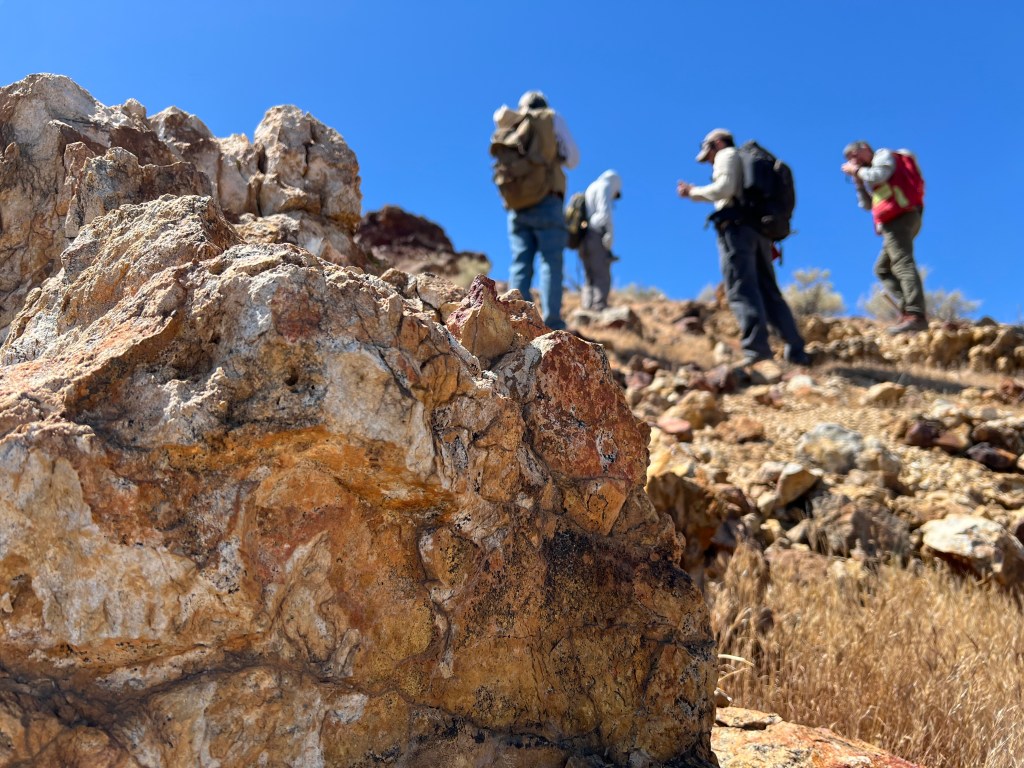 NASA, USGS Scientists Go Rock Hounding in California’s High Desert